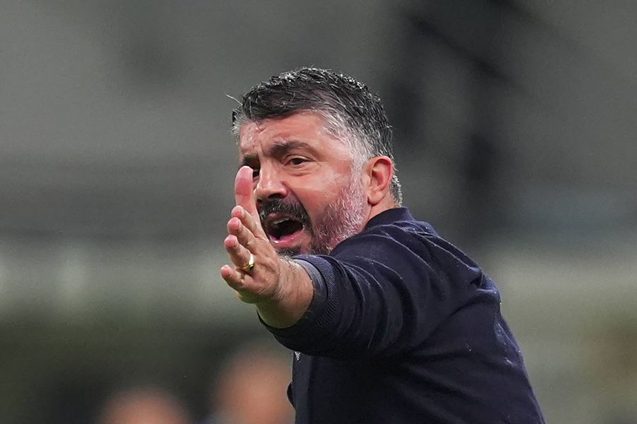 Rino Gattuso cere schimbarea sistemului și a primit o replică bizară: „Ei joacă mereu pe terenuri perfecte!”