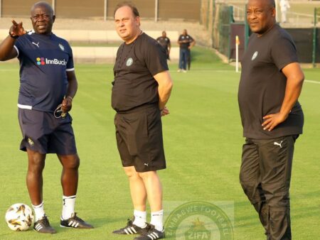 În doar al doilea său meci cu Zimbabwe, românul Mario Marinică a învins naționala calificată pentru Mondial.