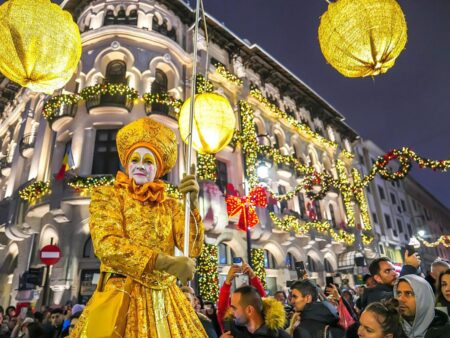 „Puteți explora și binecunoscutul târg de Crăciun”