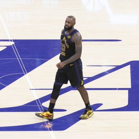 Performanță remarcabilă pentru LeBron James! Debut în sezonul 23 al carierei: „A făcut alegeri excelente”
