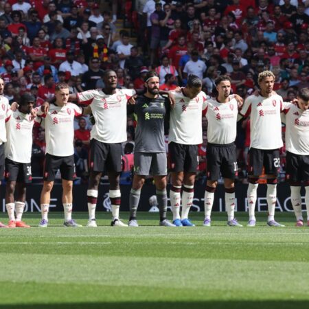 Retragere semnificativă la Liverpool: „Cormoranii” își recuperează un jucător esențial.