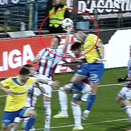 Ce a avut în minte?! Omul-penalty a marcat din nou pentru Oțelul