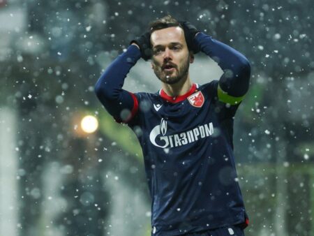 Sârbii s-au amuzat pe seama FCSB-ului, dar au dus lucrurile la un nou nivel! Ce s-a întâmplat la meciul Stelei din Serbia înainte de confruntarea crucială din Europa League