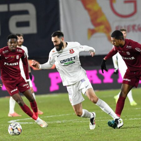 „Conducerea vrea rezilierea, dar antrenorul din Superligă reacționează: „Nu ne putem permite să cedăm!”