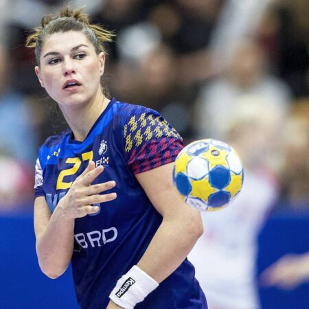 „Și acum mă îngheață pe piele!” » Oana Manea, analiză detaliată după debutul României la Mondial: „Ce personalitate! N-are deloc emoții”