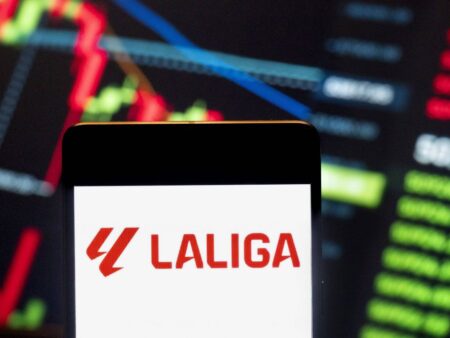 LaLiga a vândut drepturile TV pentru 5,25 miliarde de euro! O creștere de 9% și un contract istoric.
