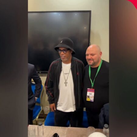 Ronaldinho a sosit la Iași pentru meciul demonstrativ de pe stadionul Ion Alexandrescu