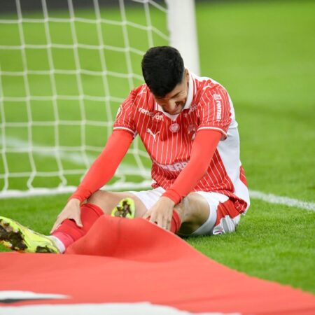 „Mai am un an și jumătate de contract”