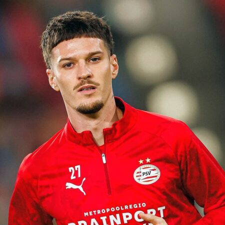 TRANSIMIS LIVE: PSV – Volendam, cu Dennis Man titular! Reporterii GSP din Philips Stadion