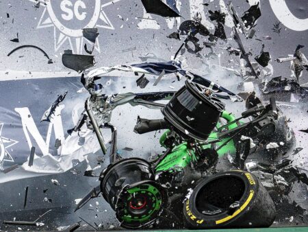 Accident terifiant în F1! La 339 km/h, mașina a fost distrusă complet