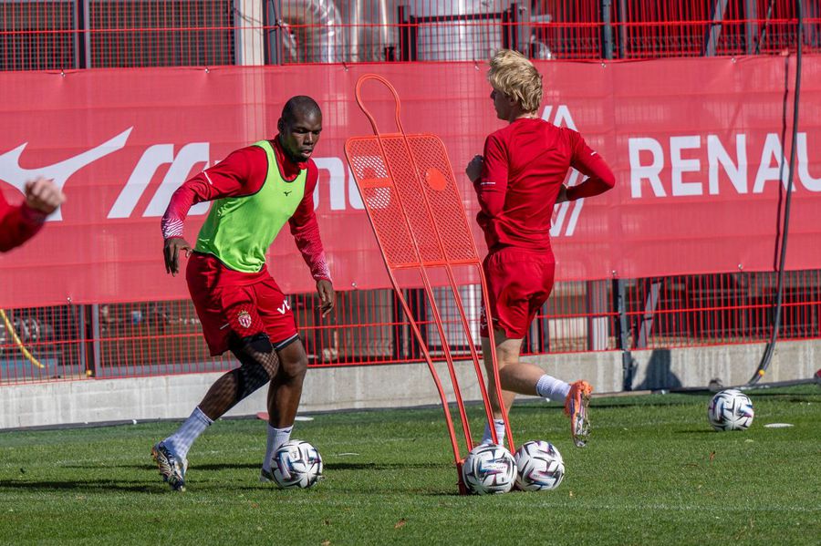 Paul Pogba (în antrenament la AS Monaco) a câștigat 12 trofee la cluburi și titluri mondiale și Nations League cu naționala Franței. Halloween Pogba: out de 790 de zile! » Debutul fostului campion mondial la AS Monaco s-a amânat din nou.