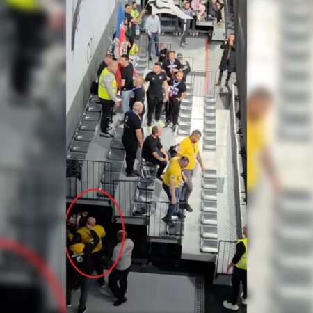 Clubul a dorit să retragă echipa de pe teren.