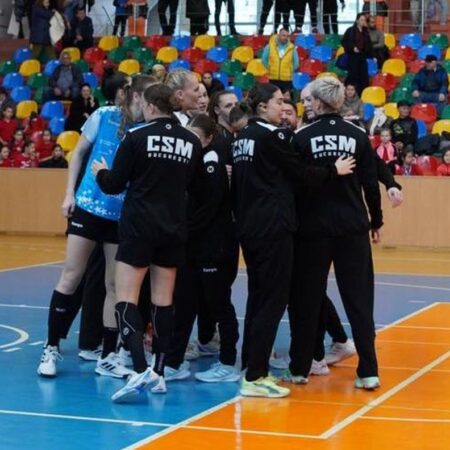 „Au spus că va fi distractiv să jucăm la ora 14:00”