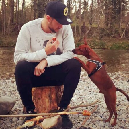 „Nu-l lăsați niciodată singur!”