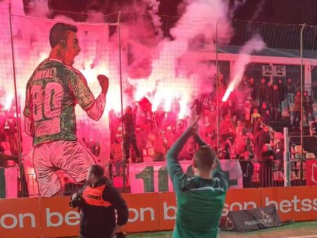 Atacantul român din Europa e imposibil de oprit! Opt meciuri consecutive cu gol, fanii i-au compus un cântec!