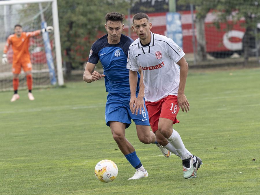 Atacant pentru Dinamo! Propunere-surpriză pentru Nicolescu: „Ți l-am pregătit, îți va aduce 10 goluri”