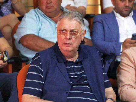 „Conducătorii LPF și FRF ar trebui să facă loc și altora” / „Este o impertinență!”