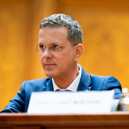 Ionuț Moșteanu, ministrul Apărării, și-a dat demisia! » CSA Steaua, în impas