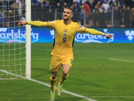 Gol spectaculos marcat de România » Bîrligea i-a „electrocutat” pe bosniaci, la finalul unei acțiuni rapide