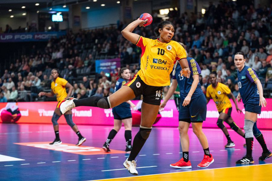 Naționala antrenată de Carlos Viver, lider provizoriu într-o grupă din care face parte Norvegia, multipla campioană olimpică, mondială și europeană