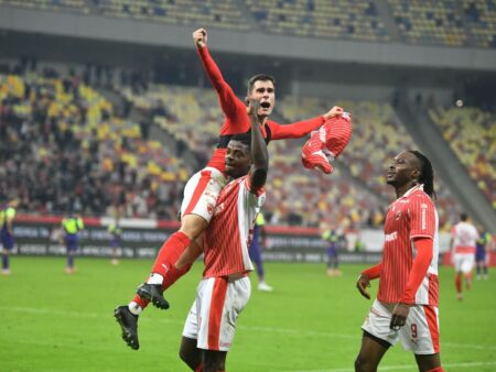 „Un sau doi mijlocași și un atacant”