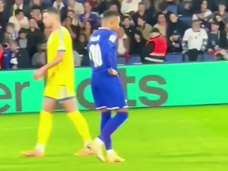 I-au descoperit strategia secretă a lui Kylian Mbappe! » Cum contribuie la prevenirea golurilor din penalty pentru echipa sa