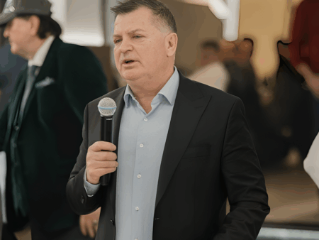 Cea mai bogată persoană din Bosnia i-a ospătat pe români la Zenica » Deține peste un miliard de euro, dar justifică alegerea mașinilor second-hand