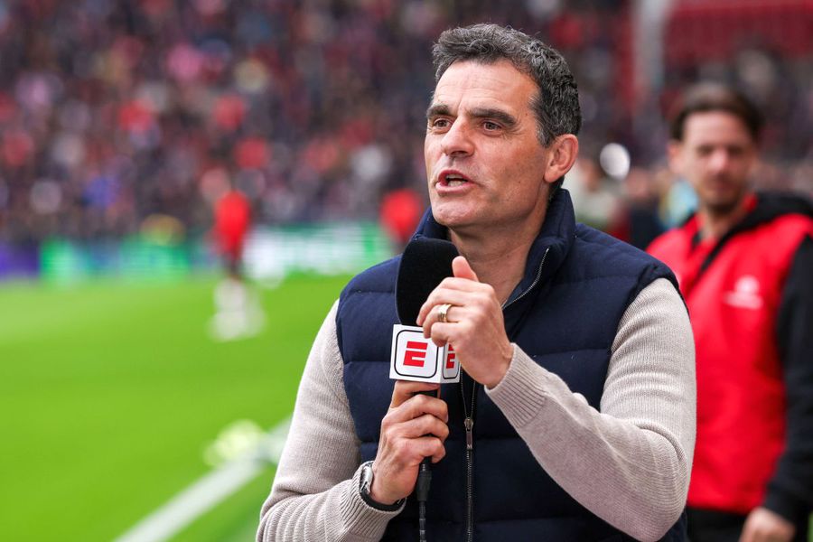 Kenneth Perez, fost atacant la PSV și Ajax, acum analist Un dublu campion al Olandei apreciază pe Dennis Man: „Puțini jucători reușesc asta”