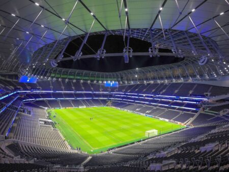 Turneul se desfășoară în patru țări