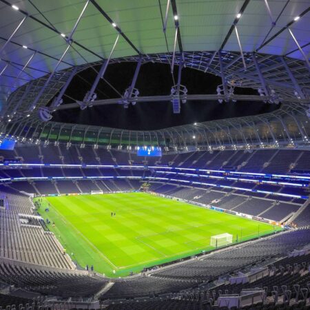 Turneul se desfășoară în patru țări