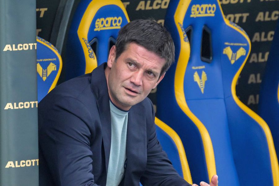 Cristi Chivu, antrenorul lui Inter, în timpul meciului cu Verona. Cristi Chivu a observat un jucător neașteptat, imediat după meciul cu Verona.