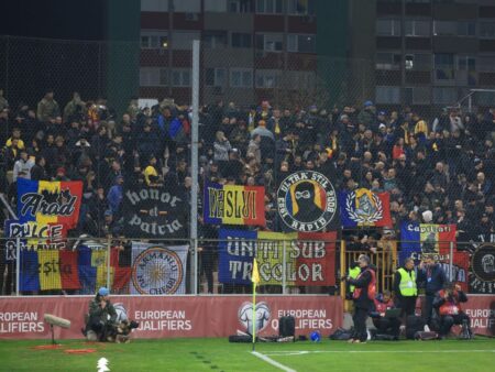 Ce amenințări se conturează pentru România după incidentele din tribune la meciul cu Bosnia » Comisia de Disciplină a FIFA va analiza situația