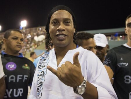 Cele mai neobișnuite clauze din contractele fotbaliștilor: Dietă cu testicule de miel și cererea tatălui internaționalului italian pentru un tractor