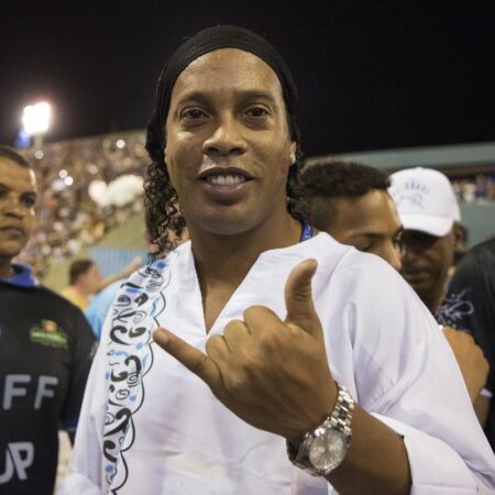 Cele mai neobișnuite clauze din contractele fotbaliștilor: Dietă cu testicule de miel și cererea tatălui internaționalului italian pentru un tractor