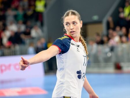 După ce a fost declarată cea mai bună jucătoare din Portugalia, a surprins vorbind în română: „E bucuria bunicilor mei”