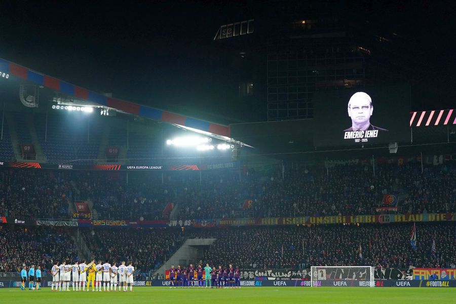 Momentul de reculegere dedicat lui Ienei Emoționant momentul de reculegere pentru Emeric Ienei la Basel