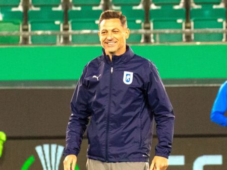 Mirel Rădoi a explicat motivele pentru care l-a lăsat pe jucător acasă înainte de confruntarea cu Rapid Viena