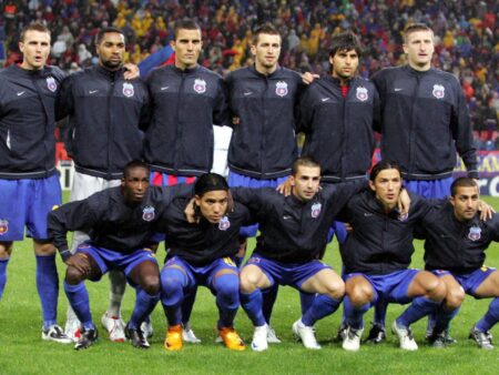 „A fost unic, îi voi fi mereu recunoscător” » Nu a uitat că a fost debutat de Emeric Ienei