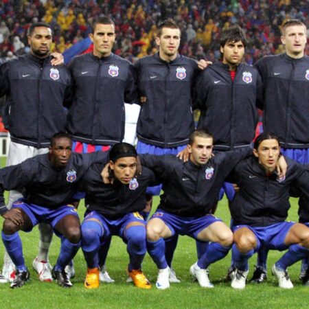 „A fost unic, îi voi fi mereu recunoscător” » Nu a uitat că a fost debutat de Emeric Ienei