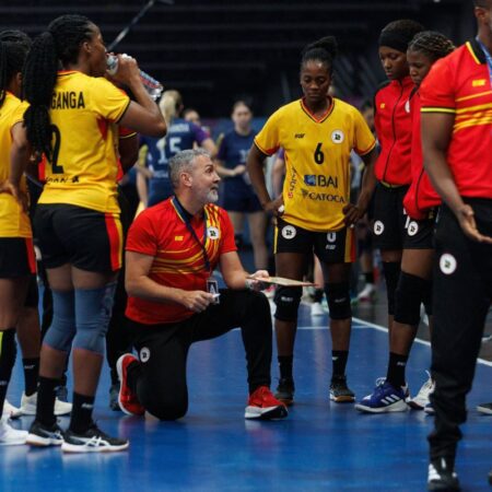 Naționala condusă de Carlos Viver, lider provizoriu într-o grupă cu Norvegia, campioană olimpică, mondială și europeană.