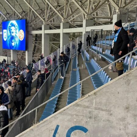 „Apariție surprinzătoare pe stadionul «Ion Oblemenco»: Din penitenciar, alături de presa din Craiova”