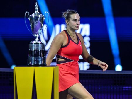 Sabalenka, reacție furioasă la adresa Rybakinei: atitudine de învins din partea liderului WTA după finala Turneului Campioanelor