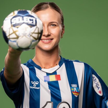 „Este o mândrie să pot să reprezint România”