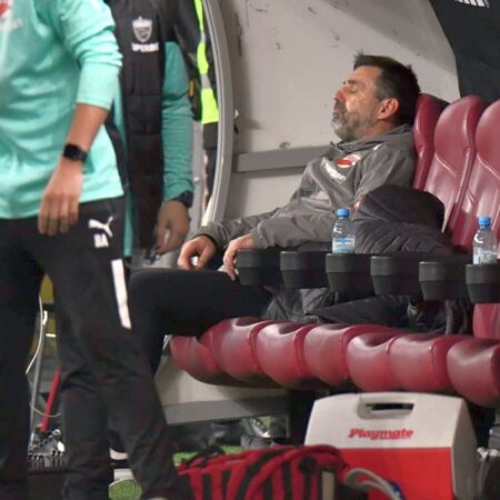 Zeljko Kopic, căzut pe bancă » Cum a trăit haosul de la Dinamo- CFR Cluj: fotografiile surprinse de GSP