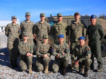 Povești fascinante ale militarilor români din Sarajevo: Ultrasul din galeria lui U Cluj și verișoara lui Horațiu Moldovan, jucătoare în Liga 3 » Cum vor experimenta meciul cu Bosnia