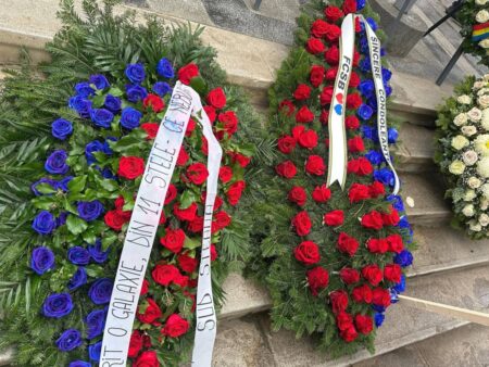 A adus cea mai impresionantă coroană de flori la înmormântarea lui Emeric Ienei.