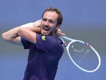 „Trebuie să confruntăm un mic monstru interior greu de stăpânit”