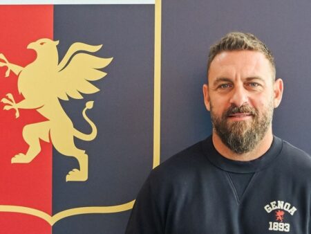 Ironia sorții! Noul antrenor desemnat de Dan Șucu la Genoa a fost suspendat la debut. Cum e posibil?