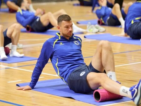 Antrenament inedit înainte de confruntarea cu România » Bosnia s-a antrenat în interiorul hotelului