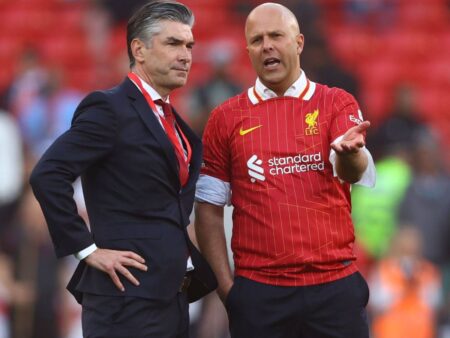 Scandal intern la Liverpool! Totul a început de la un jucător.